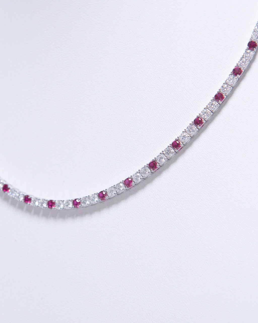 Collar Tenis H. Moissan