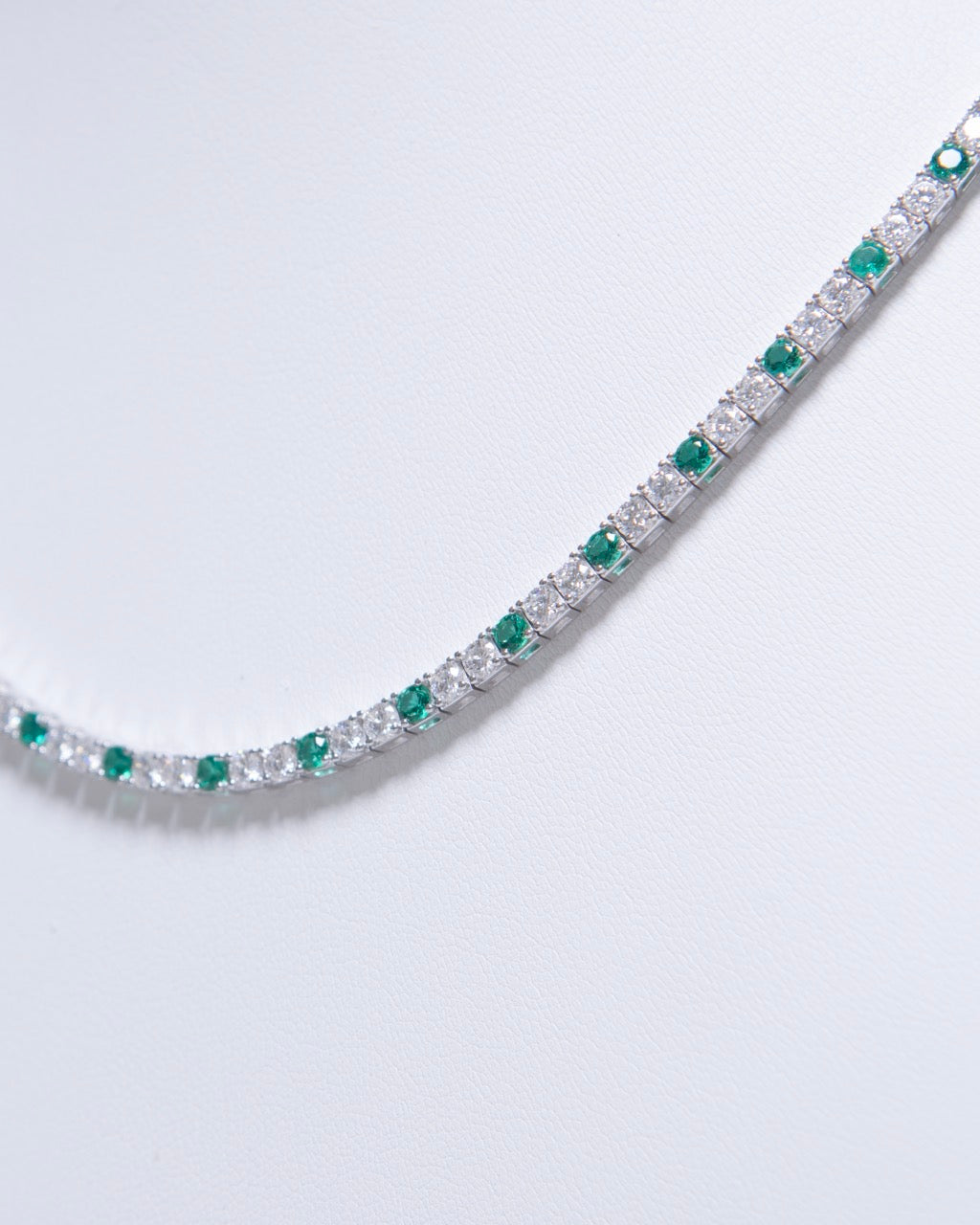 Collar Tenis H. Moissan